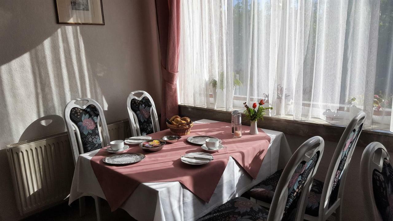 וולקנסטיין Pension Waldfrieden מראה חיצוני תמונה