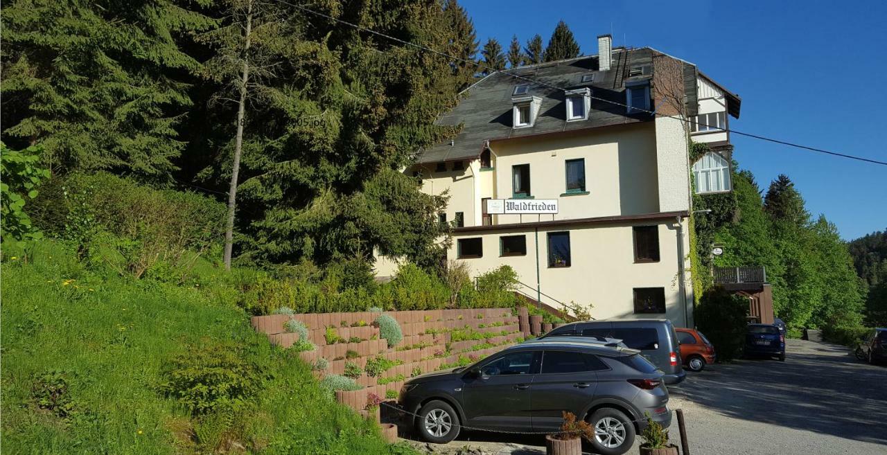 וולקנסטיין Pension Waldfrieden מראה חיצוני תמונה